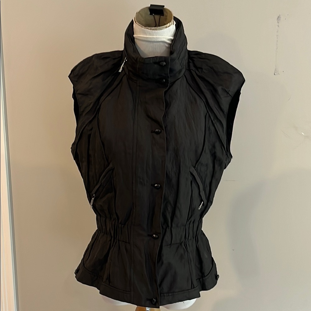 Etcetera Black Sleeveless Vest with High Collar NWOT Size 10